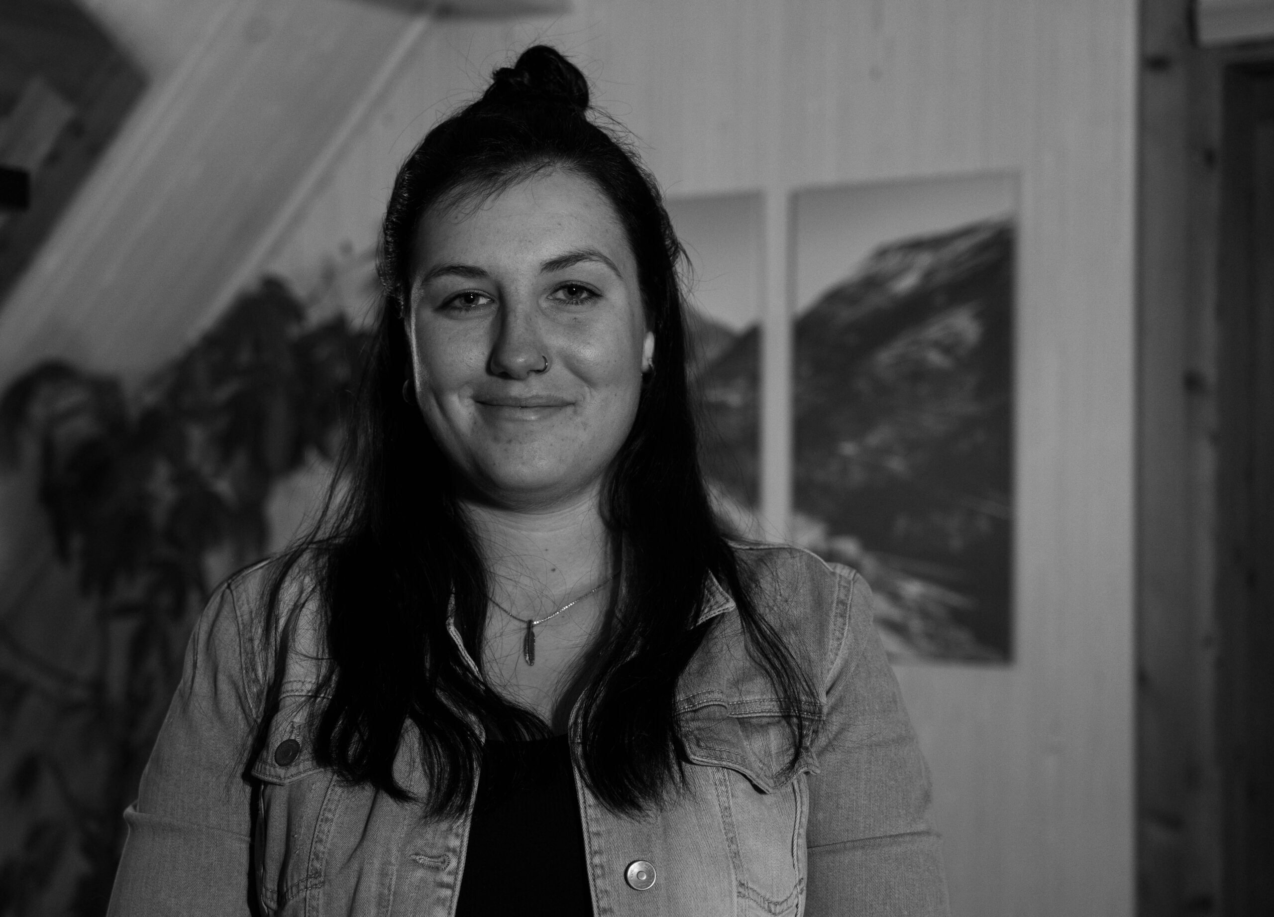 Preview of Commanoukation by Anouk Ruedin